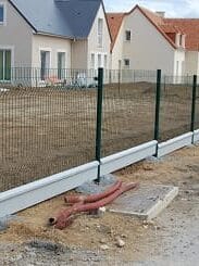 pose de grillage dans quartier résidenciel