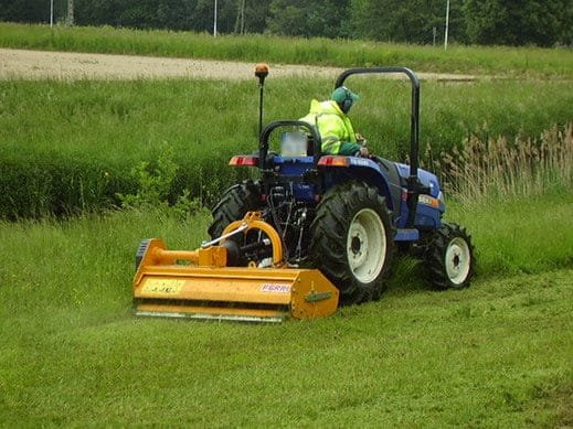 tonte au tracteur